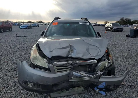 2011 Subaru Outback 2.5I Limited z USA, uszkodzony, nr VIN 4S4BRBKC1B3418887